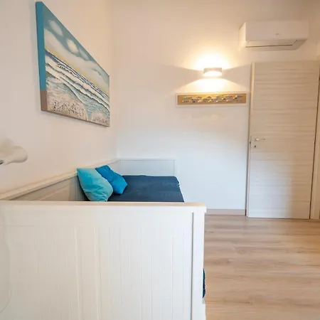 Apartment Luci Sea *